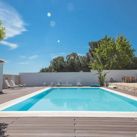 Td Fico Jo With Pool & Lush Garden *