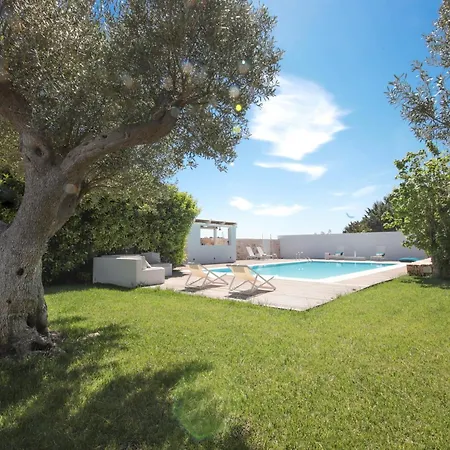 Td Fico Jo With Pool & Lush Garden Holiday home